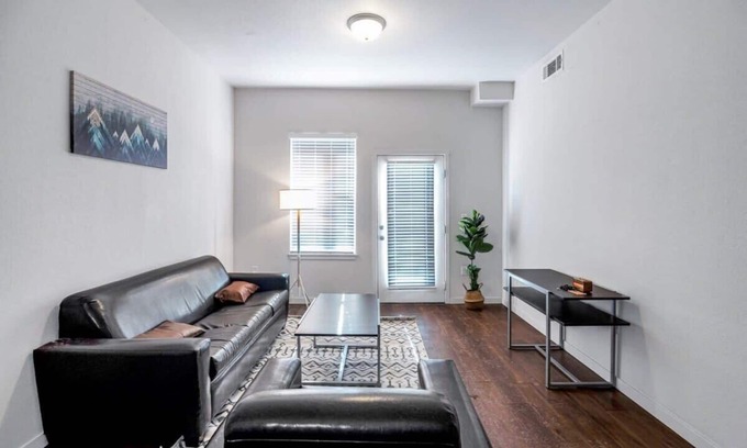 Greeley Apartment | Spacious Apartment Near UNC with Amenities