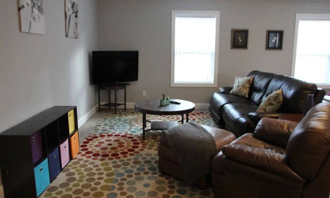 Woodfin Apartment | Spacious Asheville Studio - A Dream for Couples!