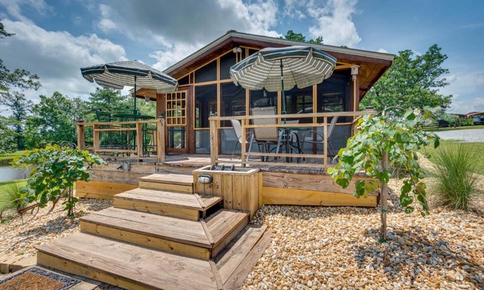 Mauk House | Spacious Buena Vista Cabin with Lake Views and Deck
