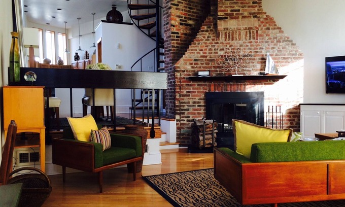 Near Northeast House | Spacious Capitol Hill Home