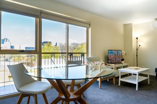 Carlton South Apartment | Spacious City Stay Near Lygon Street Dining