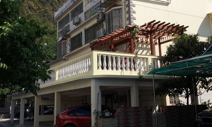 Xiufeng House | Spacious, comfortable 5 Bedroom Home in Beautiful Guilin, China