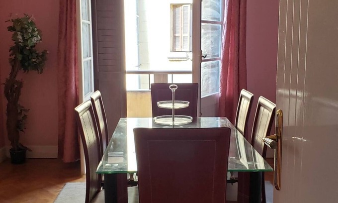 Downtown Cairo Condo | Spacious Condo in Downtown of CAIRO ,5 munities walk to Cairo Museum ,Nile River