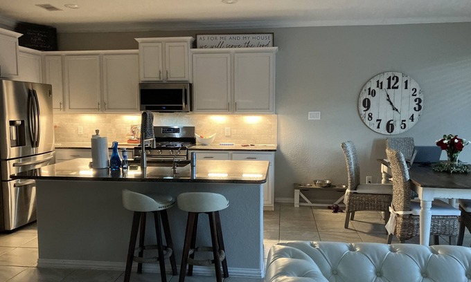 Conroe House | Spacious Conroe home decked out for fun and relaxation.