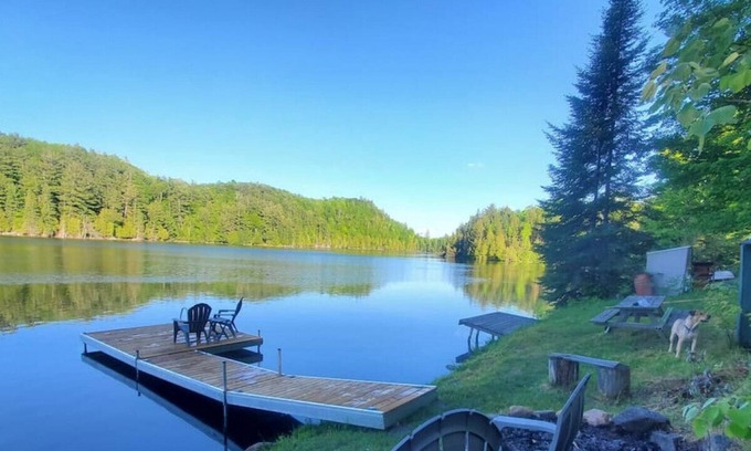 Bancroft Cottage | Spacious Cottage In Town-Sauna/Waterfront