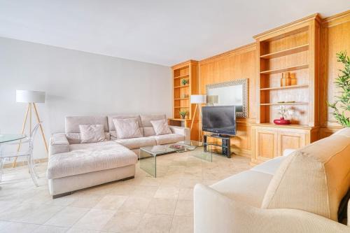 Passy Apartment | Spacious & Cozy Apartment - Trocadero Passy