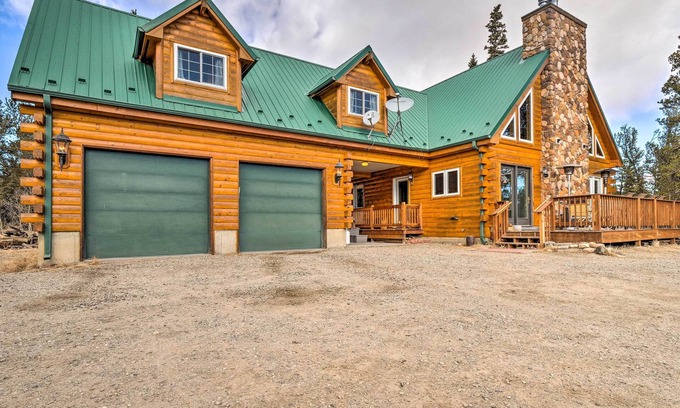 Warm Springs Cabin | Spacious Fairplay Cabin w/Deck & Dry Sauna!