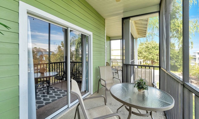 Bahama Bay Condo | Spacious family condo near Disney