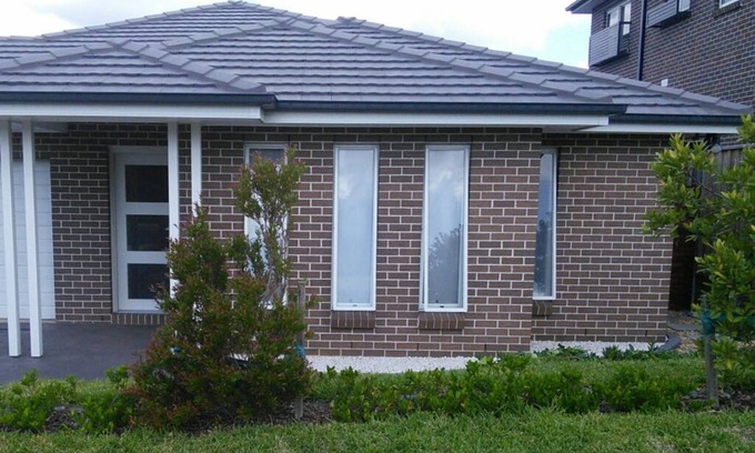 Campbelltown House | ✧ Spacious full private Guest Suite with Private entrance