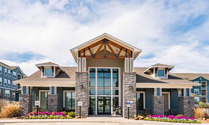 Tomball Apartment | Spacious Furnished Resort Style Apartments