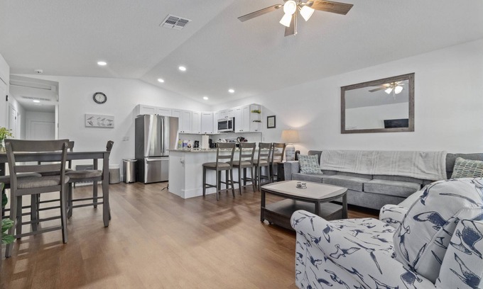 Brooksville House | Spacious Getaway Near FL Attractions – Game Room, Firepit, BBQ, Pet-Friendly & Sleeps 10!