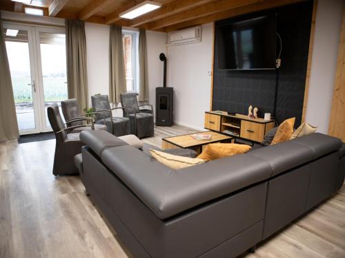 Municipality of Oirschot House | Spacious holiday home in Oirschot near forest