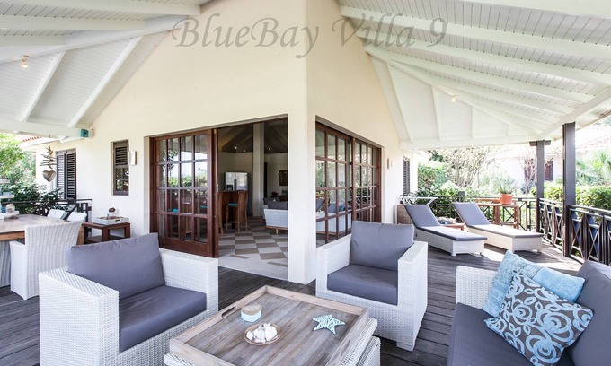 Sint Michiel Villa | Spacious holiday villa next to a golf course, 100 m away from a lovely beach