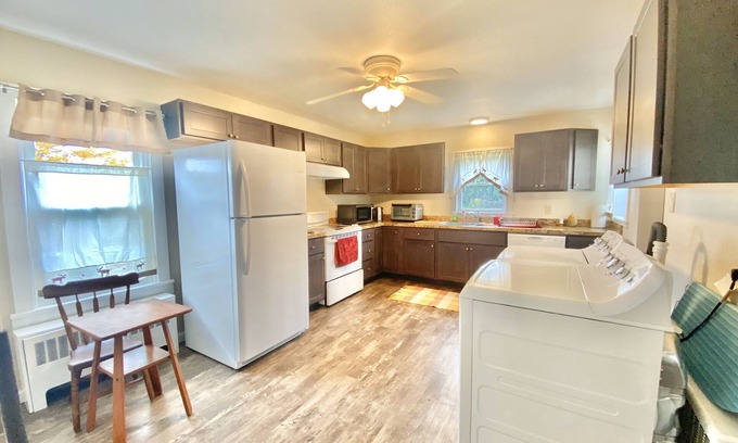 Danville House | Spacious Home 1Minute Walk to Geisinger Hospital