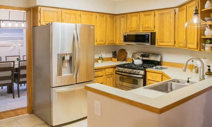 Chanhassen House | Spacious Home w/Lake Access