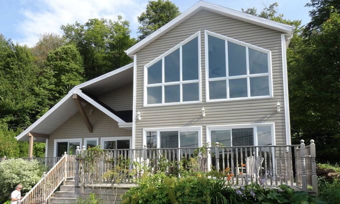 Lac Beauport House | Spacious house not overlooked near a lake, 15 minutes from Quebec City