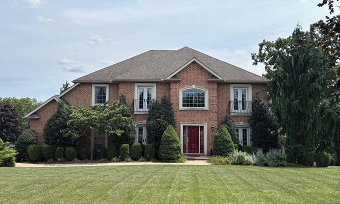 State College House | Spacious, Luxurious, and Convenient Happy Valley PSU Getaway