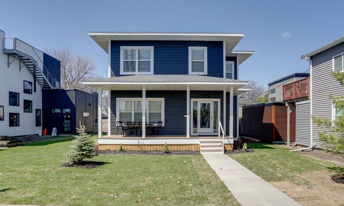 Bottineau House | Spacious Minneapolis Vacation Rental w/Game Room!