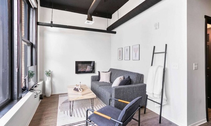 Downtown Spokane Apartment | Spacious Modern Loft with Downtown Views & WiFi