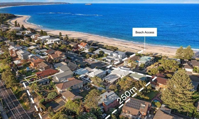 Noraville House | Spacious Ocean View Family Escape Home with Pool