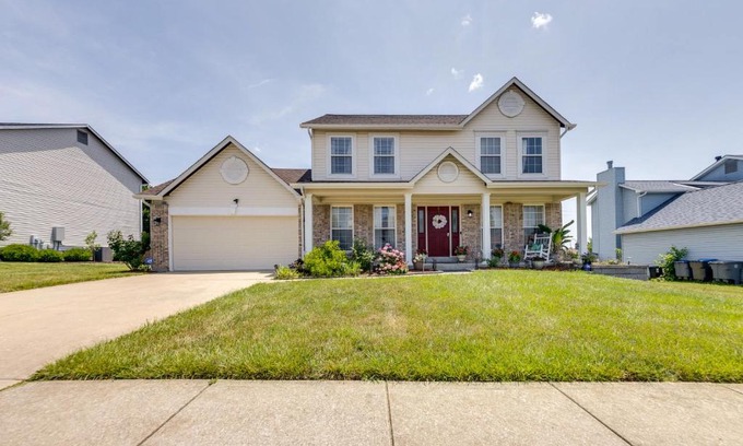 O'Fallon House | Spacious OFallon Vacation Home 30 Mi to St Louis
