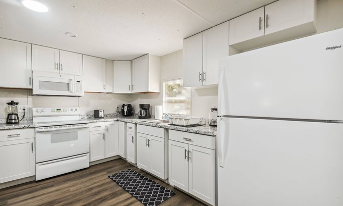 Bearss Plaza House | Spacious Outdoor Fun Filled Home