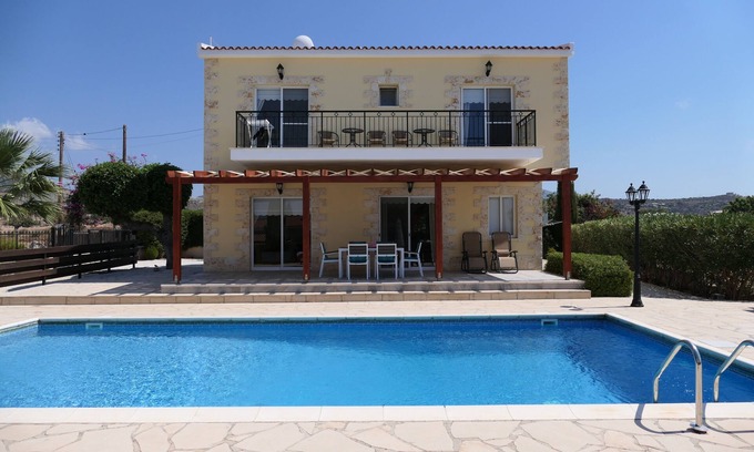 Peyia Town Villa | Spacious,quiet villa in a secluded tranquil location with all amenities nearby