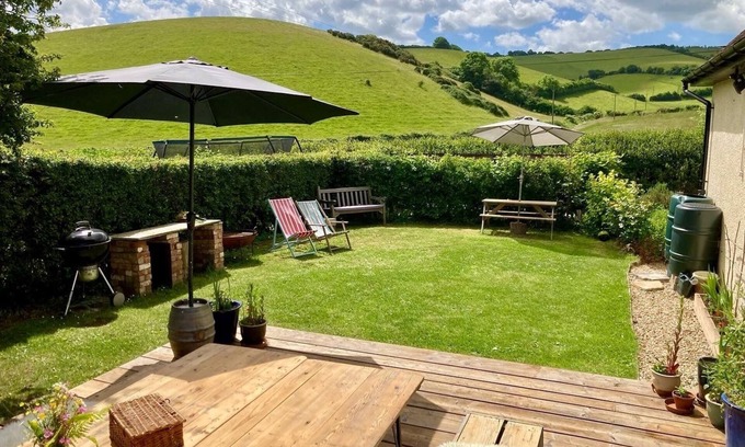 Ide Cottage | Spacious Rural Cottage with Amazing Views, Nr Exeter