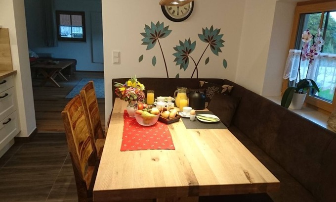 Teisendorf Apartment | Spacious Schneiderhof vacation apartment with terrace