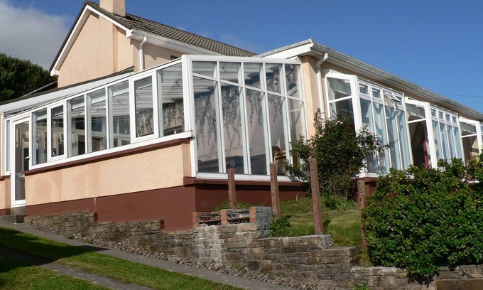 Inch House | Spacious Self-catering, Great For Large Groups - with spectacular sea views