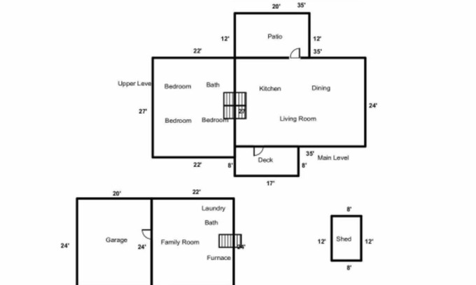 Pella House | Spacious Six Bedroom House in Charming Pella