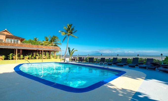 Kaunakakai House | Spacious Suite at Hotel Molokai! Ocean Front Suite with Balcony, Outdoor Pool!