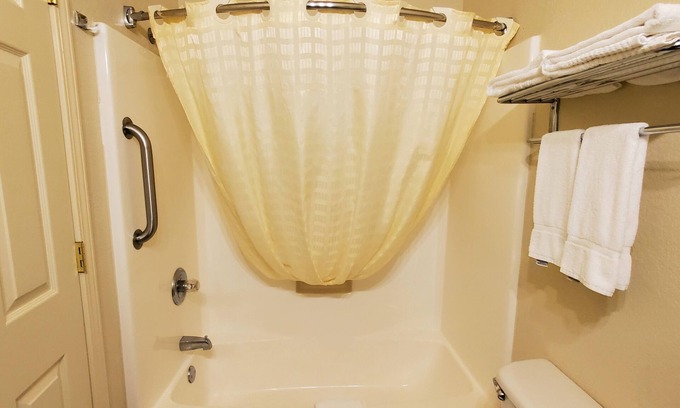 Blanco Apartment | Spacious Suite in Hotel