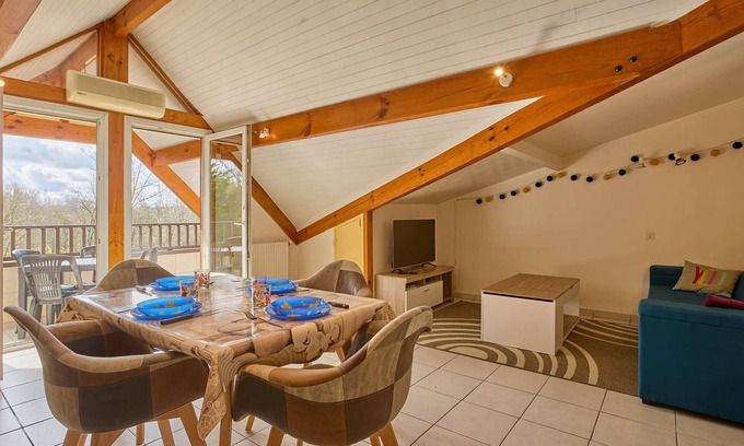 Barbotan-les-Thermes Apartment | Spacious T2 in Barbotan with Parking and Wifi
