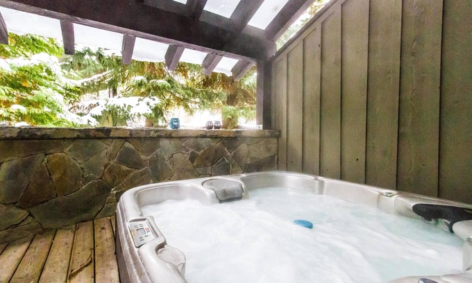 Upper Village House | Spacious Town Home With Private Hot Tub