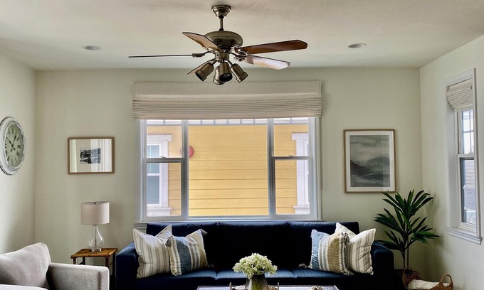 Avalon House | Spacious Townhome, Views, Walk to Beach,Restaurants, Activities ,Bbq