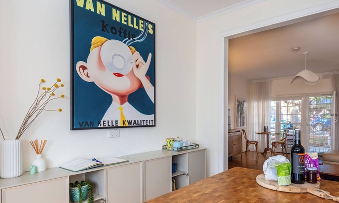 Malvern Apartment | Spacious Two-Bedroom Apartment Near the Heart of Adelaide