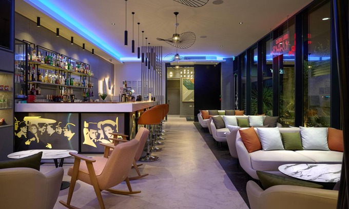 Luton Hotel | Spark by Hilton Luton