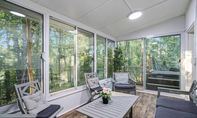 Stevensville House | Special Discount for Nuclear Power Plant contractors!
