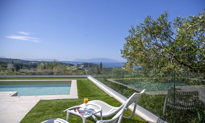 Kanali Villa | Special Offer! Villa Andromeda in Preveza wth pool and sea views