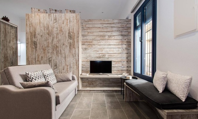 Canet de Mar Apartment | Spectacular Design Loft Apartment