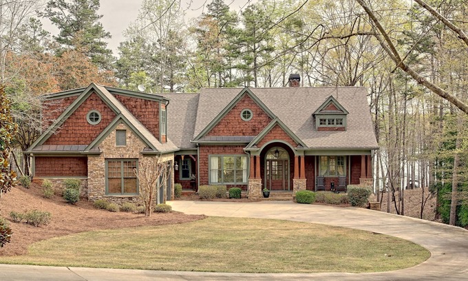 Reed Creek House | Spectacular Lake Home Gated Upscale Neighborhood Very Beautiful Setting