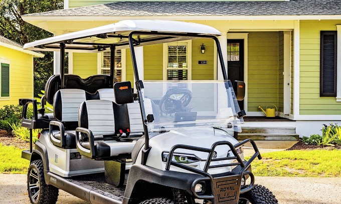 Laurel Grove House | Spectacular Lake Front~Golf Cart, FREE Activities, Pool & HotTub, Gym