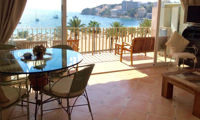 Palmanova Apartment | Spectacular Sea View! Front Line, Private Parking