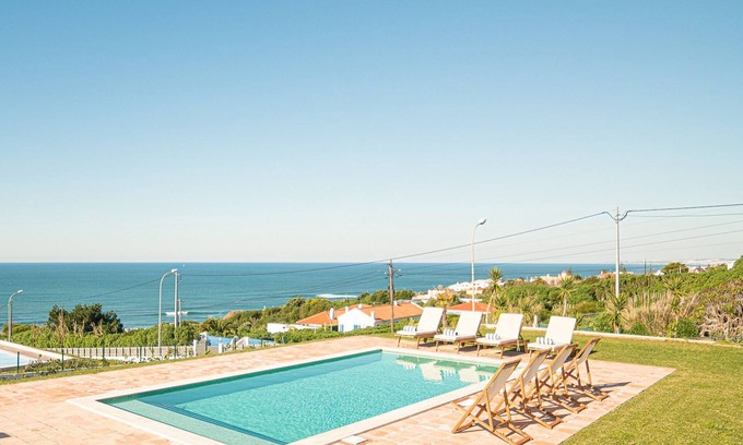 Colares Villa | Spectacular Sintra Villa | 4 Bedrooms.