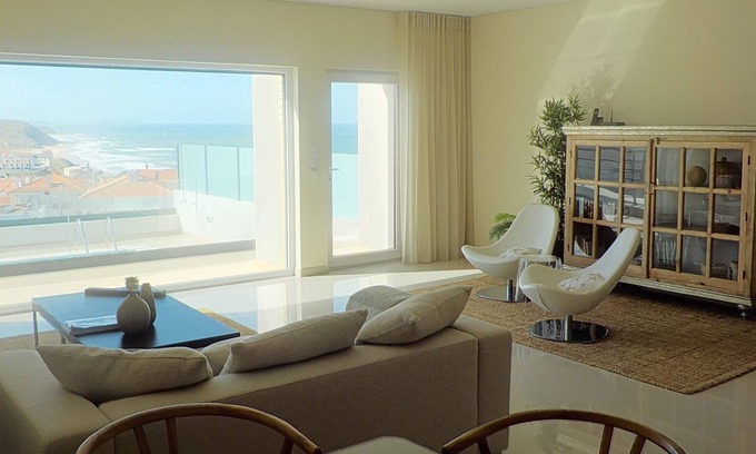 Atalaia Villa | Spectacular w/Ocean View.close to the Beach. Wow! AMAZING!