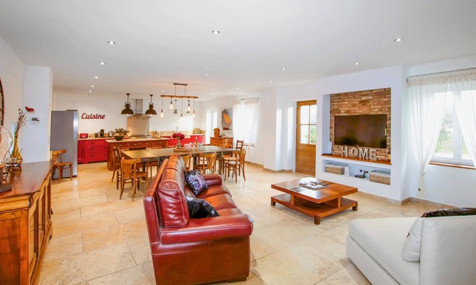 Donzere House | Spend a relaxing vacation in this vacation home in a rural location.
