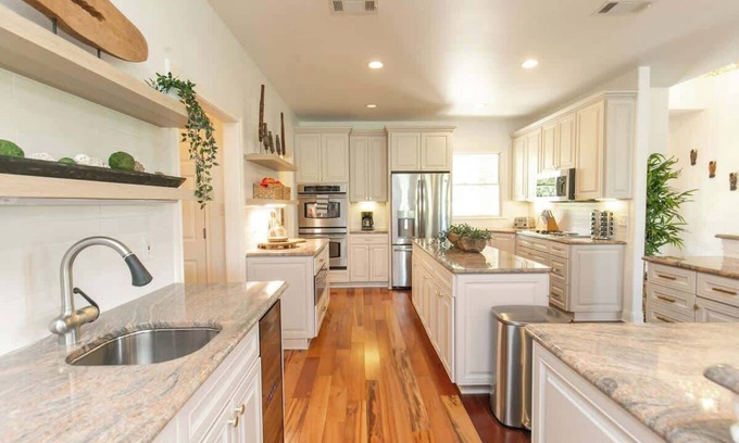 Spicewood House | Spicewood Lodge W/pool, Hottub