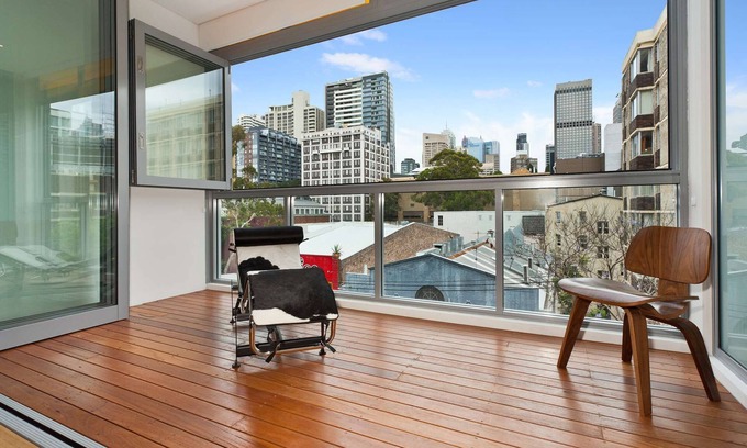 Darlinghurst Apartment | Split-Level Executive 2BR Darlinghurst Apartment with a New York Feel