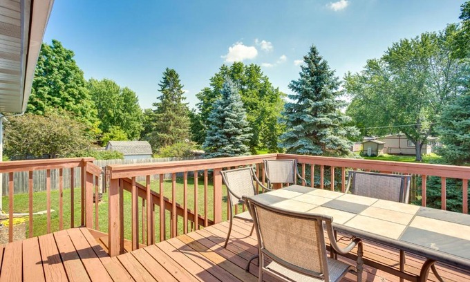 Blaine House | Sporty Blaine Home with Games about 2 Mi to Super Rink!
